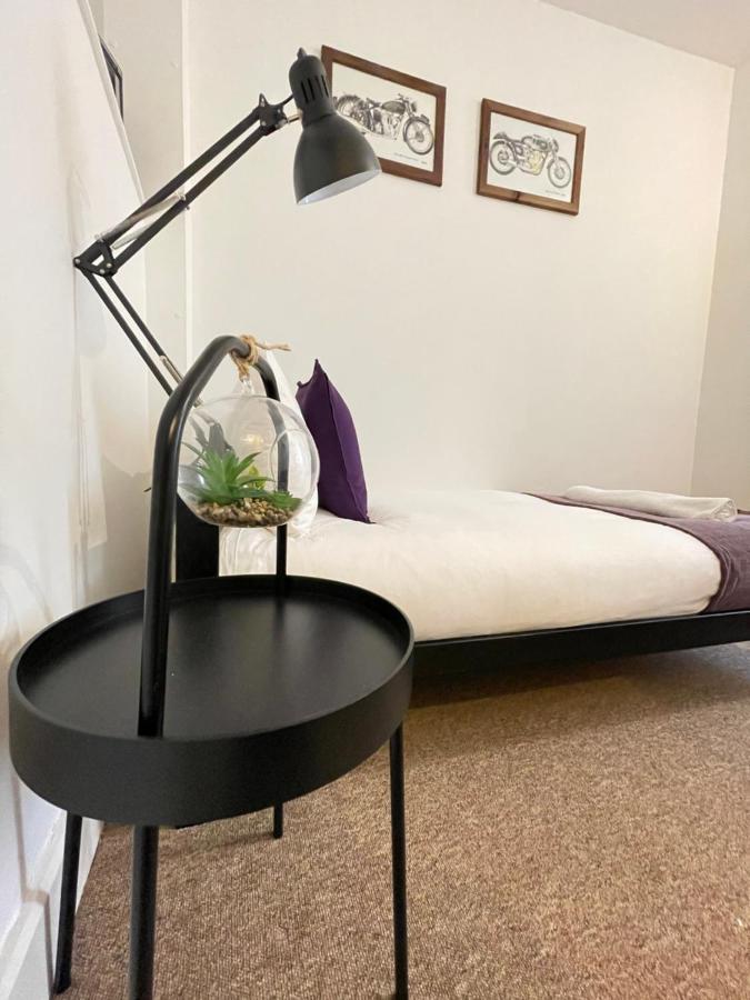 Central Located Two Bedroom Suite بريستول المظهر الخارجي الصورة