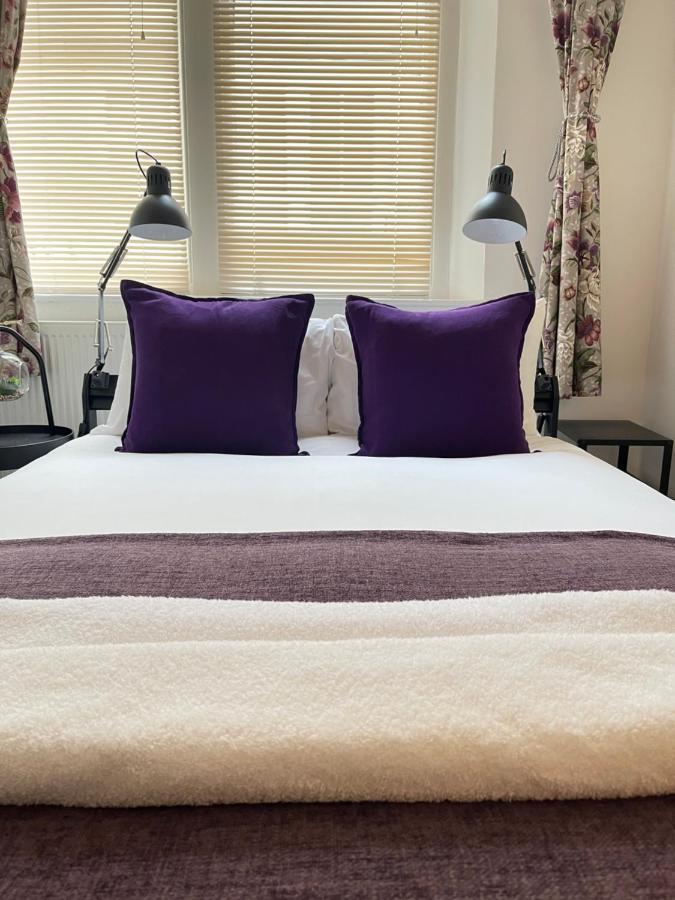 Central Located Two Bedroom Suite بريستول المظهر الخارجي الصورة